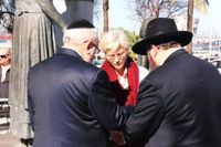 b2411b69-213a-4ab2-94a0-4a4a3ad6b5a8